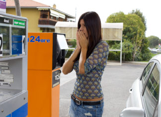 പെട്രോൾ കാറിൽ ഡീസലടിച്ചാൽ