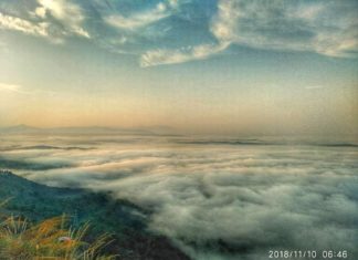 മഞ്ഞു വീണ പുലരികൾ ഒരുപാട് കണ്ടിട്ടുണ്ടെങ്കിലും ഞെട്ടിച്ചു കളഞ്ഞത് കോട്ടപ്പാറയിൽ നിന്നുള്ള കാഴ്ചയാണ്…