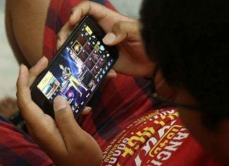 മകന്റെ മൊബൈൽ ഗെയിം കളിയിൽ കൂടി അമ്മക്ക് നഷ്ടമായത് ഒരു ലക്ഷം രൂപ; സംഭവം അരീക്കോട്..!!